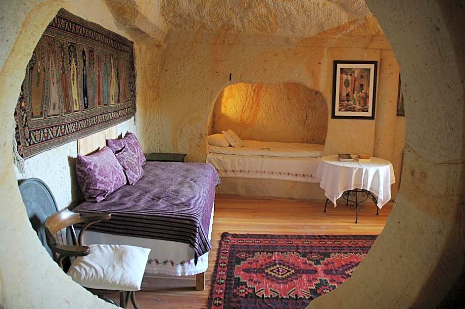 Elkep Evi Cave Hotel