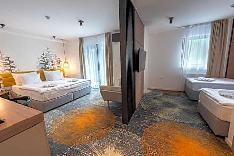 Family Room with Lake View