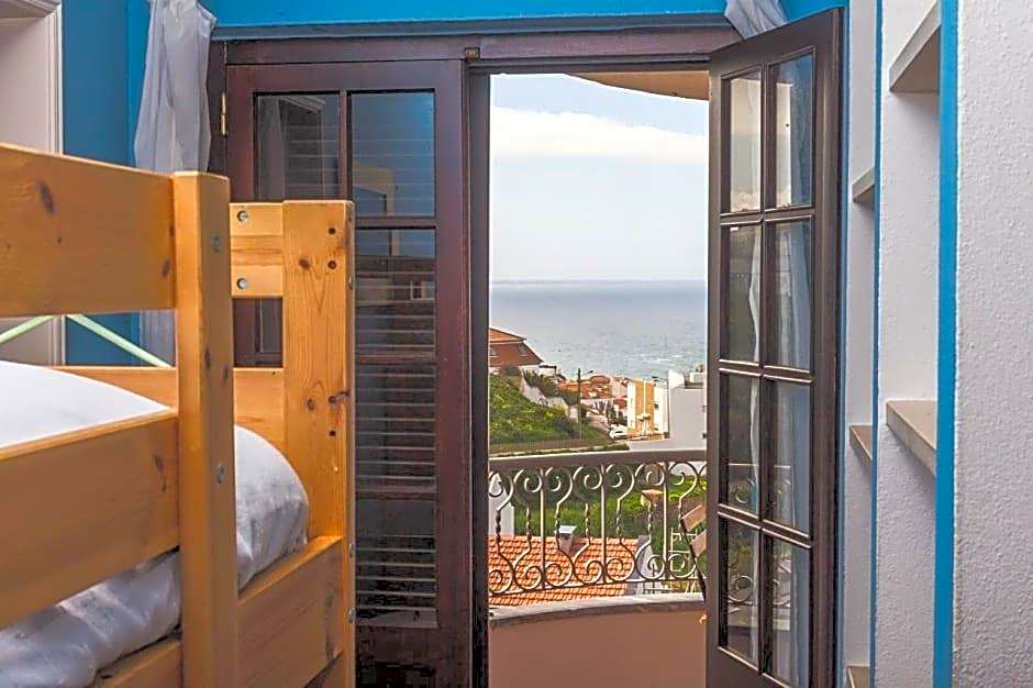 Ericeira Chill Hill Hostel & Private Rooms