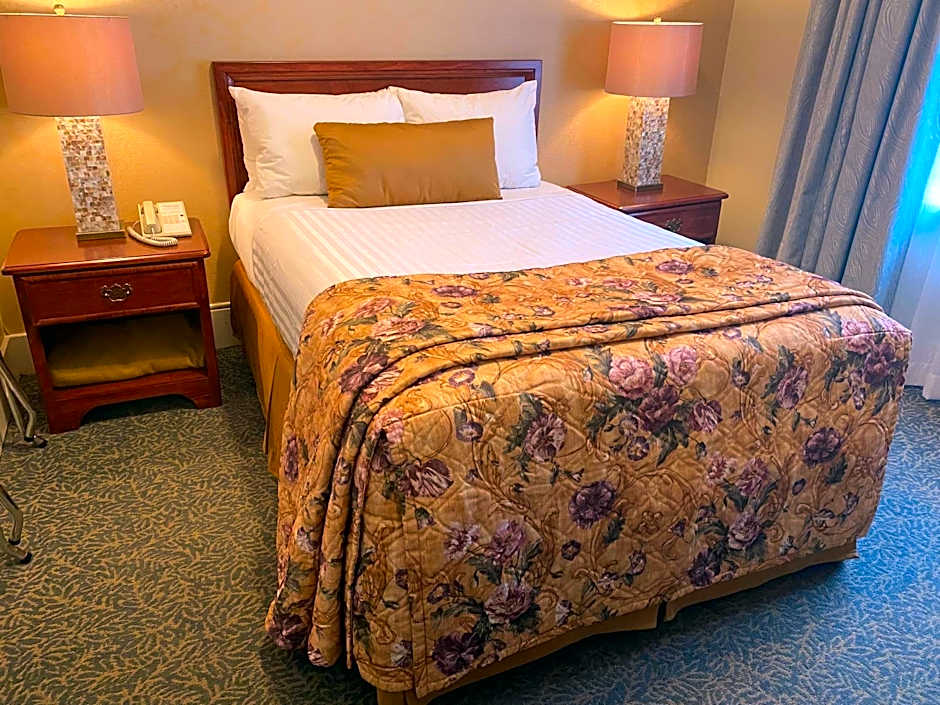 Kingston Hotel