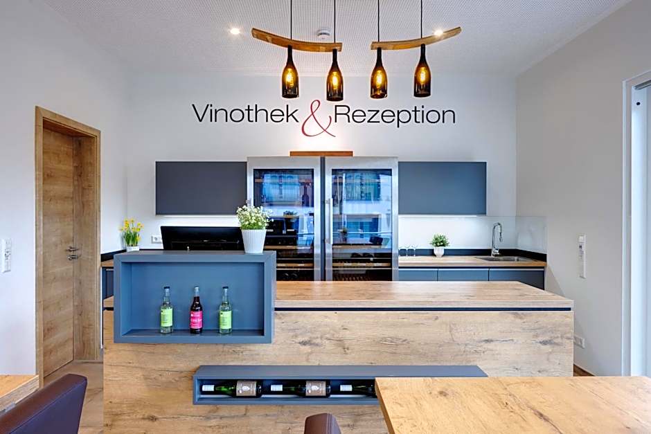 Vinotel Heinz J. Schwab