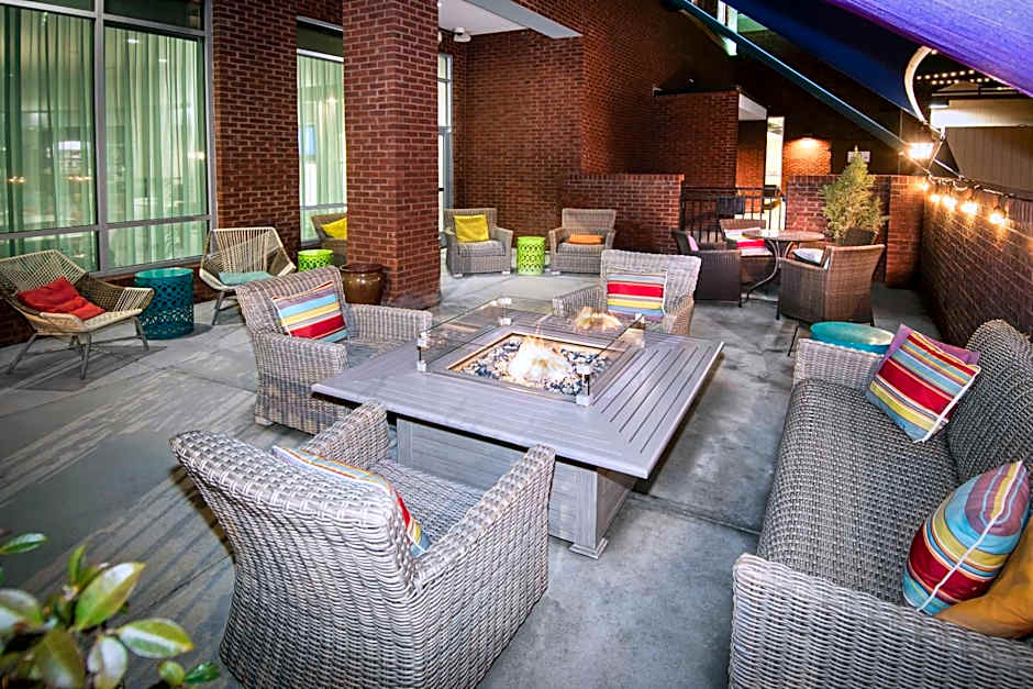 Hampton Inn By Hilton & Suites - Raleigh Downtown