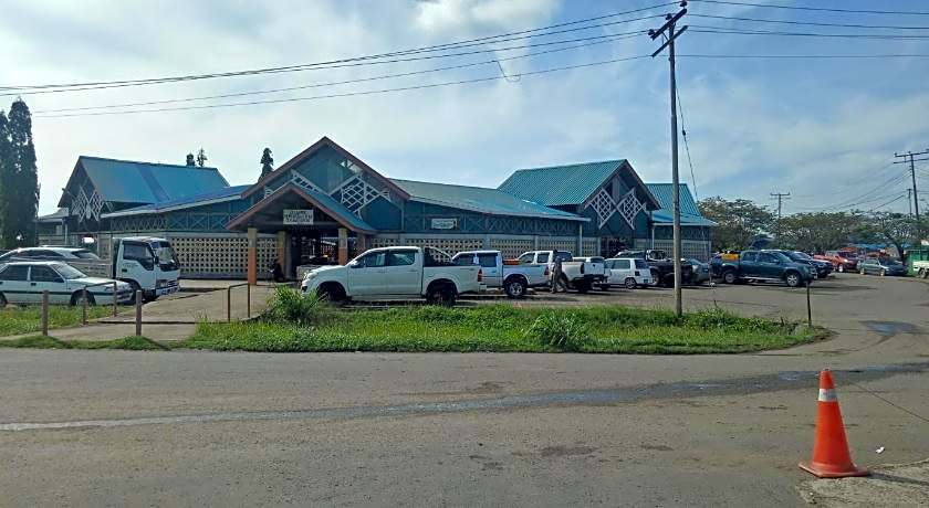 The Upper Deck Hotel