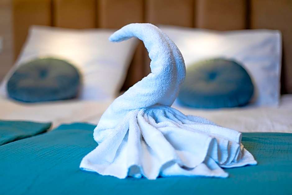 APARTAMENTY przy plaży z basenem z podgrzewaną wodą i mini SPA - Ośrodek Kolonijno-Wczasowy Mewa