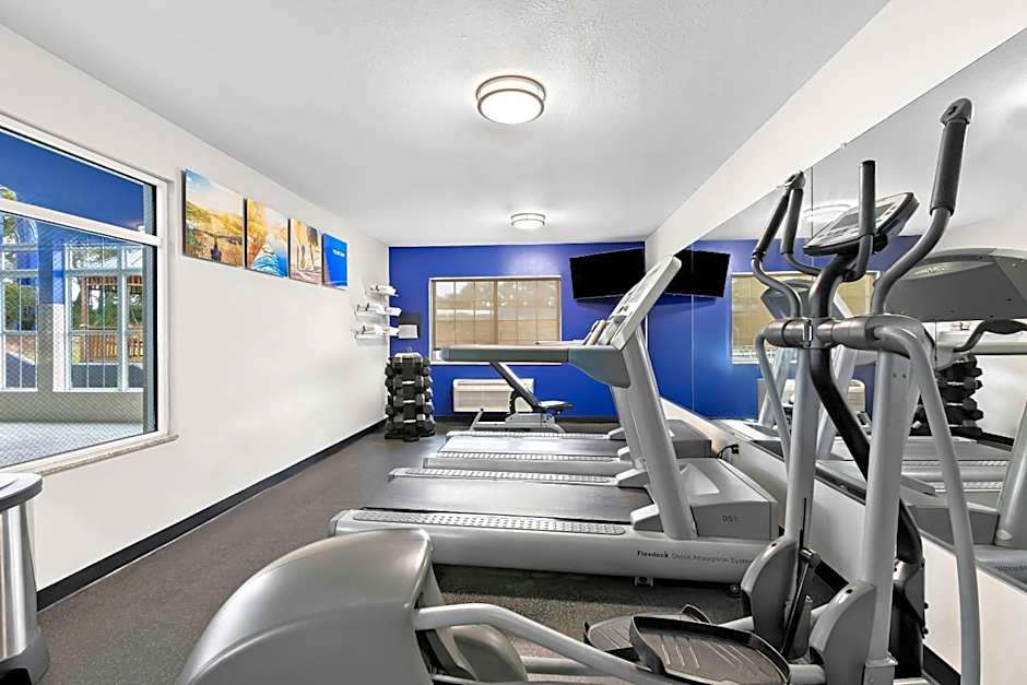 Comfort Inn & Suites Nashville Near Tanger Outlets I-24 Antioch