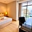 The Straits Hotel & Suites