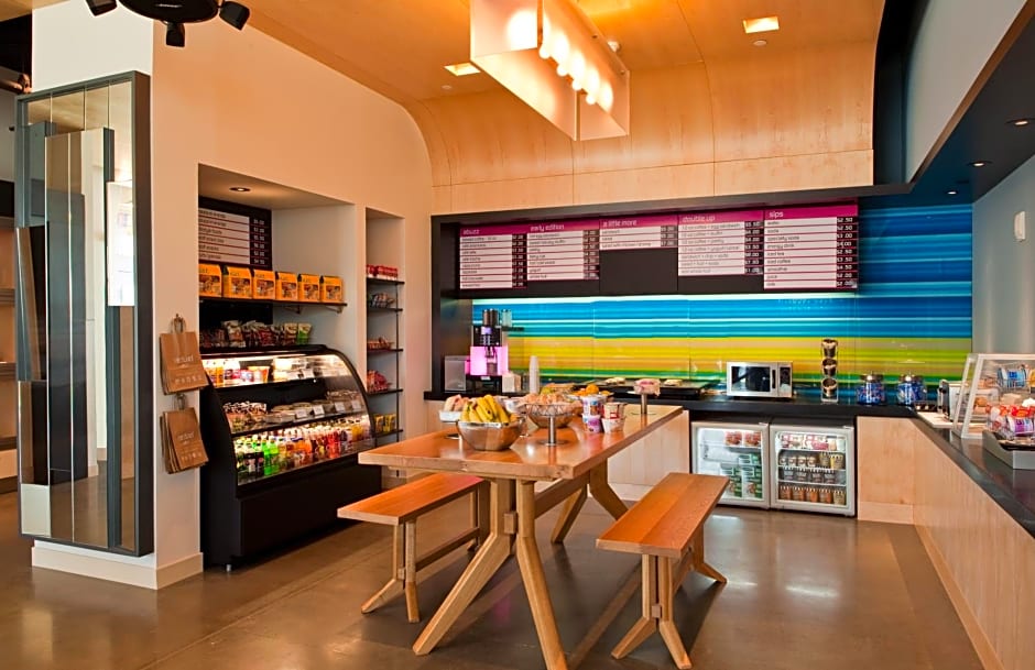 Aloft Houston by the Galleria