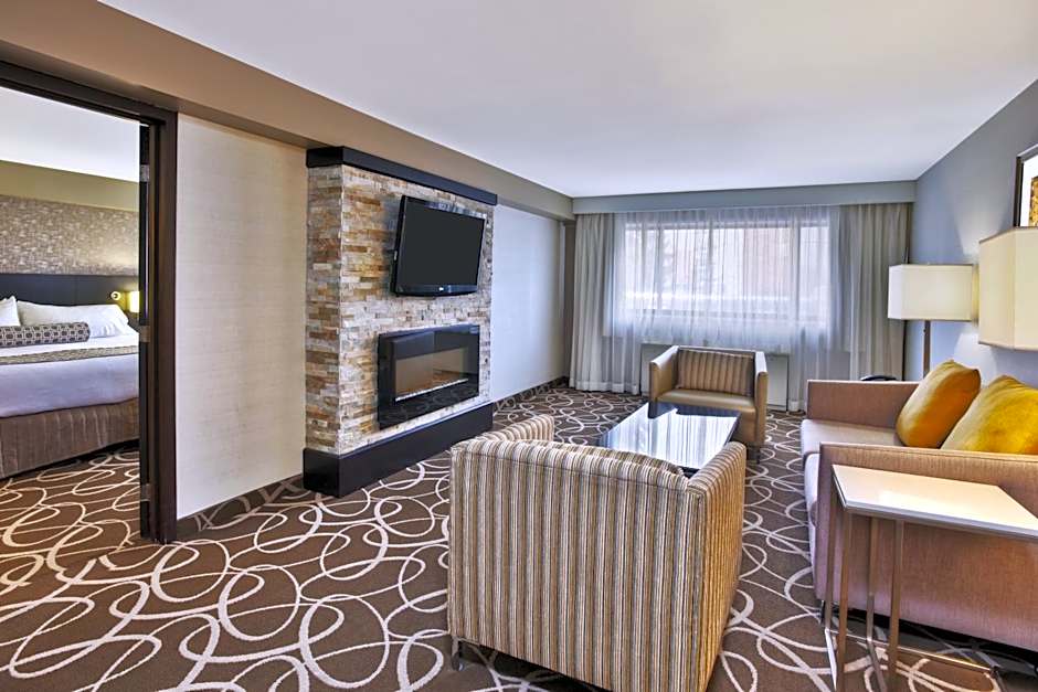Crowne Plaza Kitchener-Waterloo By IHG