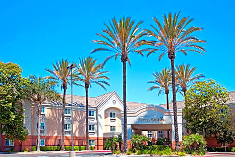 Sonesta Simply Suites Orange County Airport