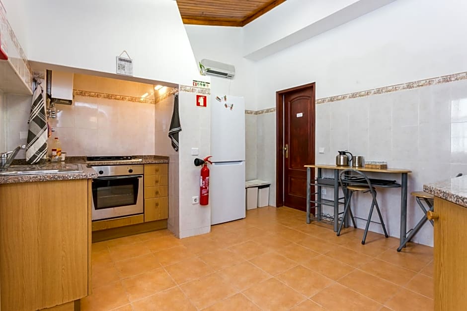 3 Marias Garden House B&B
