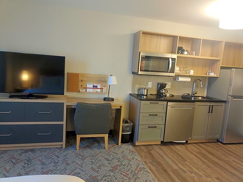 Candlewood Suites - Columbia, an IHG Hotel