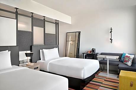 Savvy room, Guest room, 2 Twin,  City view, High floor, Free Shuttle Buss to OCEC & Mall of Oman