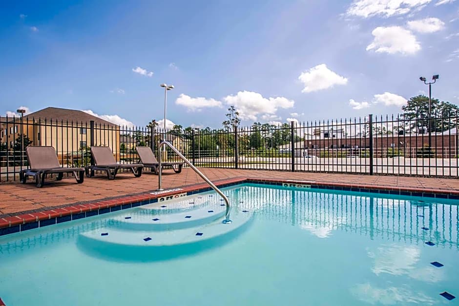 La Quinta Inn & Suites by Wyndham Hattiesburg I-59