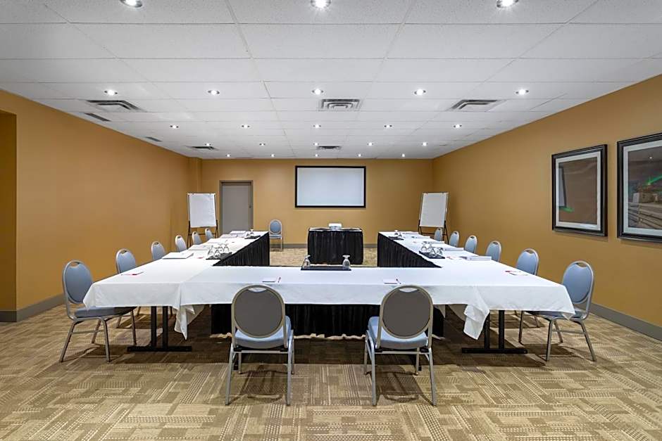 Ramada by Wyndham Northern Grand Hotel & Conference Centre