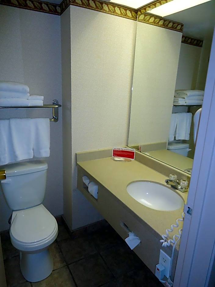 Ramada by Wyndham Trenton