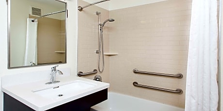 Mobility Accessible One Bedroom Suite Queen Bathtub