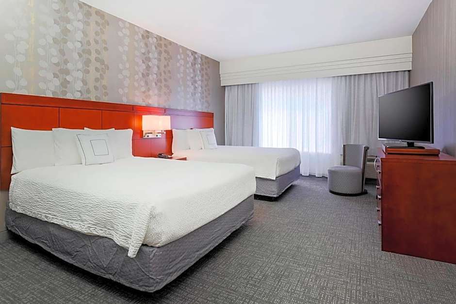 Courtyard by Marriott Dallas Arlington South