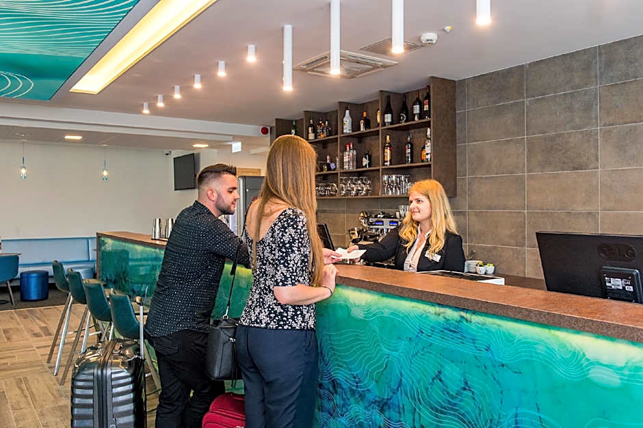 Akademia Hotel**** Balatonfured