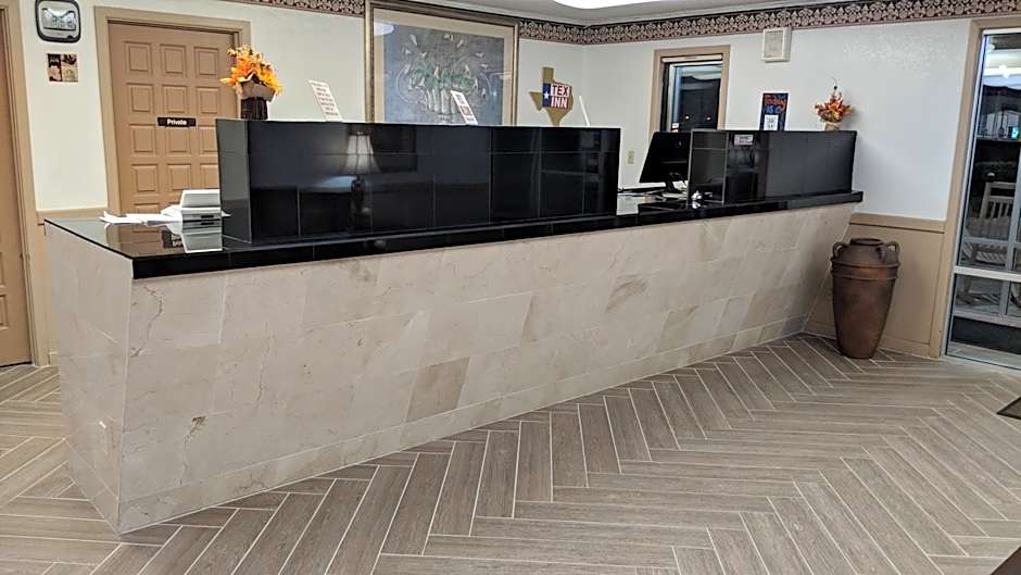 Motel 6 New Boston, TX