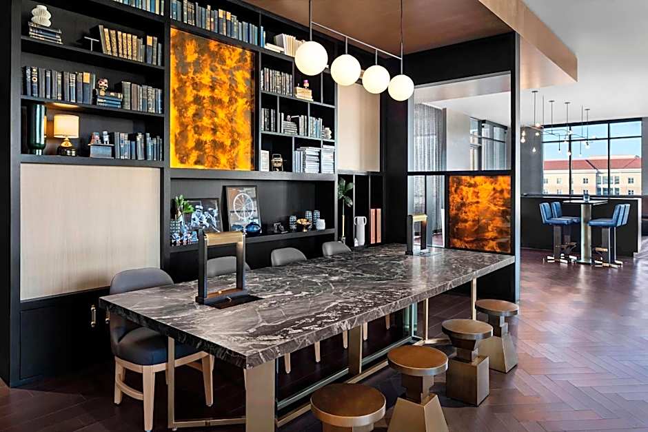 The Oaklander Hotel, Autograph Collection by Marriott