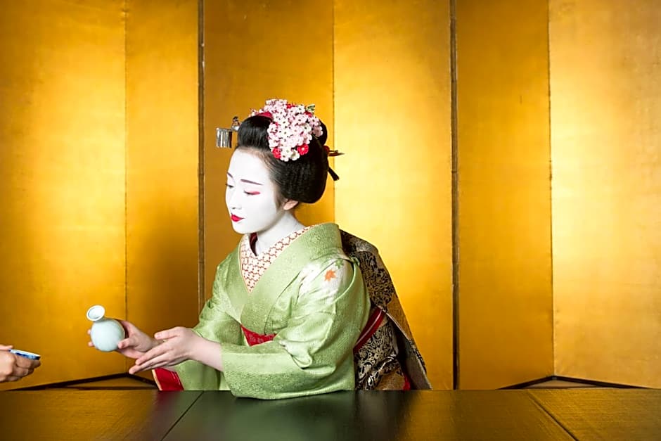 Kamishichiken Oku