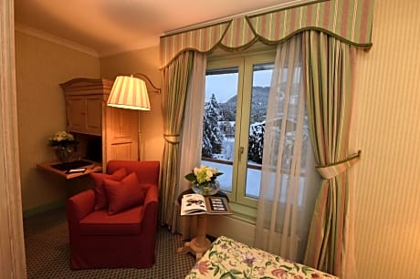 Deluxe Double Room with Mountain View