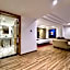 Victoria Crown Plaza Hotel