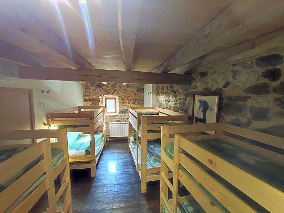 Albergue El Rebezo