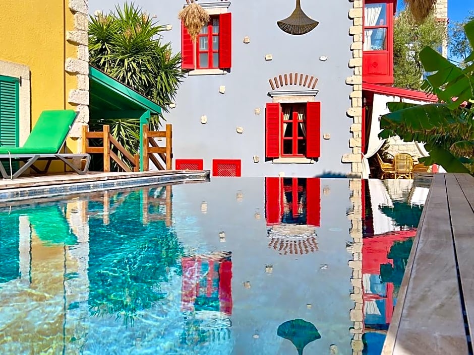 Banana Alacatı Relaxing Hotel - Adults Only