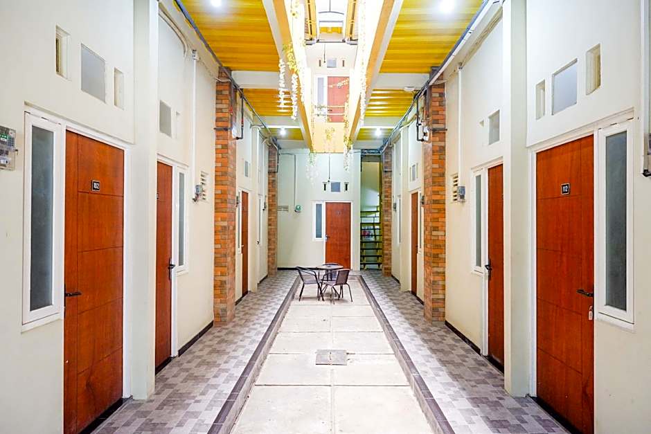 RedDoorz near Bandara Ahmad Yani Semarang