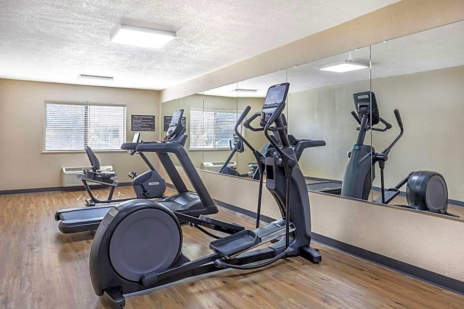 Sleep Inn & Suites Salina I-135