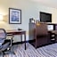Best Western Plus Edmonds Harbor Inn