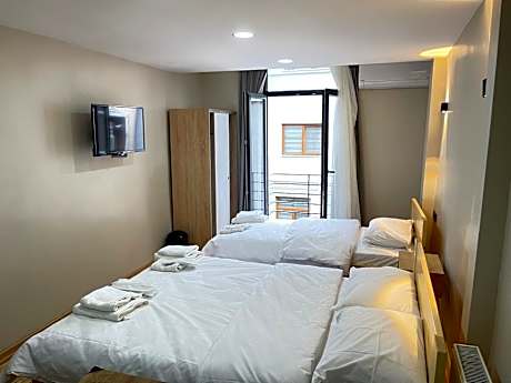 Triple Room with Balcony