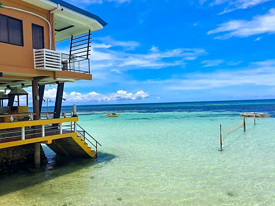 L & M Hearthstones Lodge