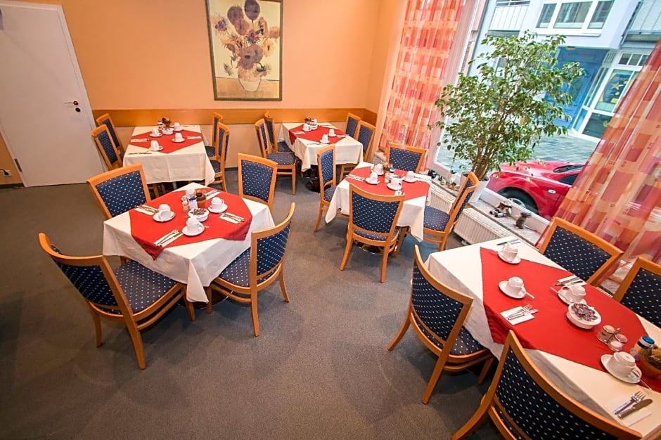 Hotel Garni am Markt - Businesshotel - Frühstücksbuffet - Fahrradabstellplatz - Hunde willkommen