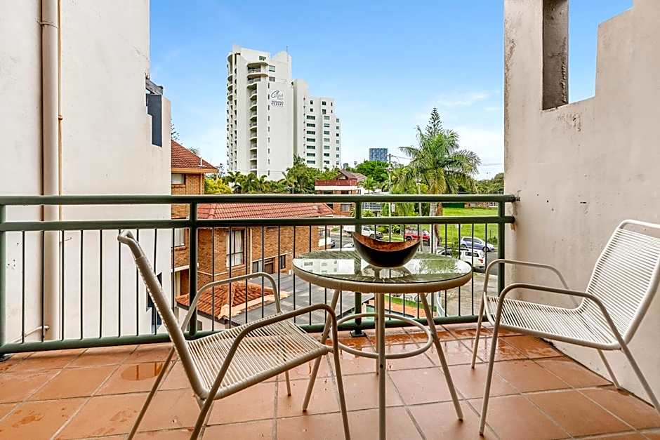 Santa Fe by the Broadwater