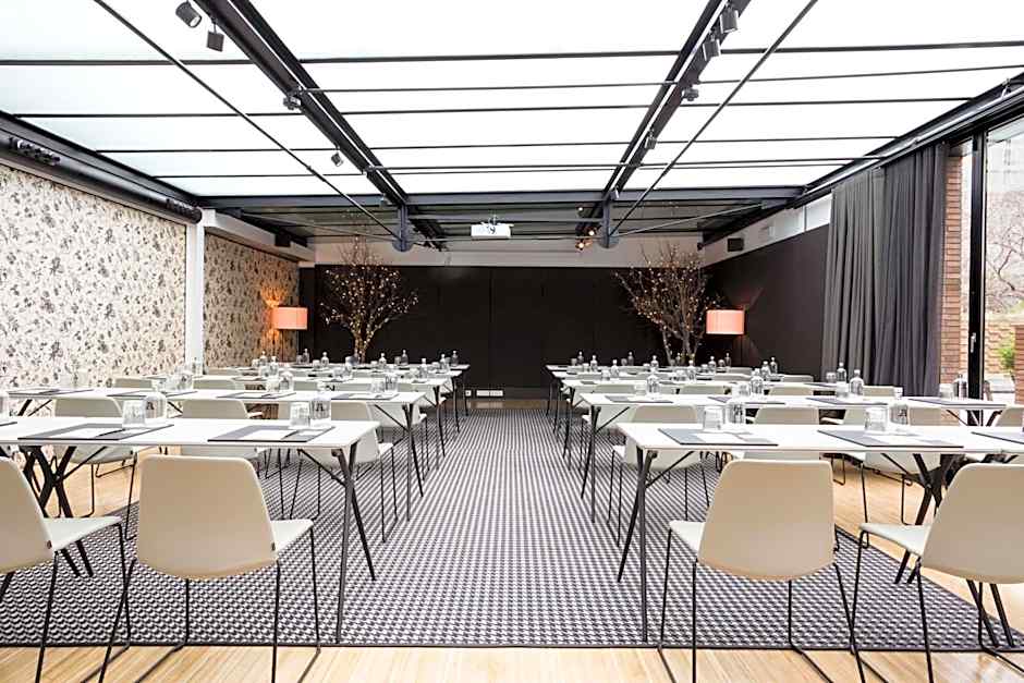 Alexandra Barcelona Hotel, Curio Collection by Hilton