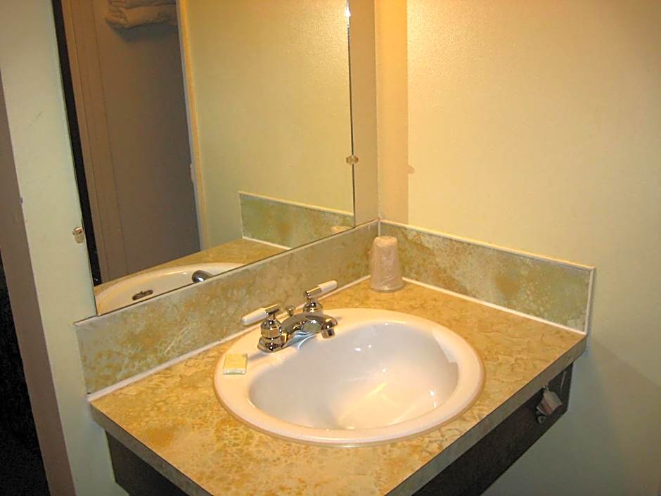 Pals Motel and RV Park