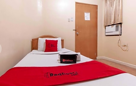 Reddoorz Single Room
