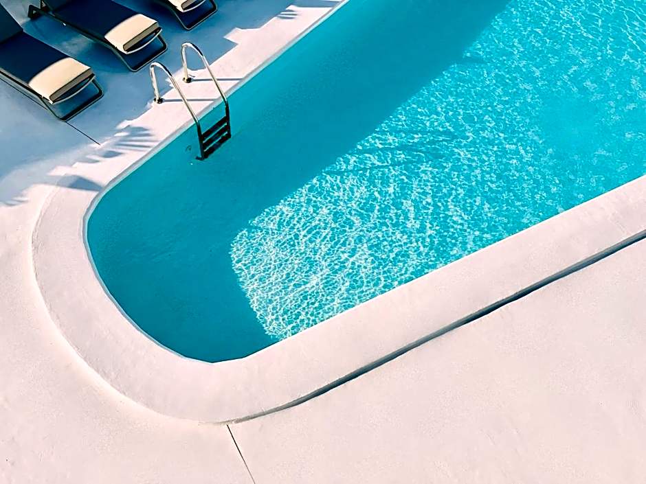 CIH Apartments