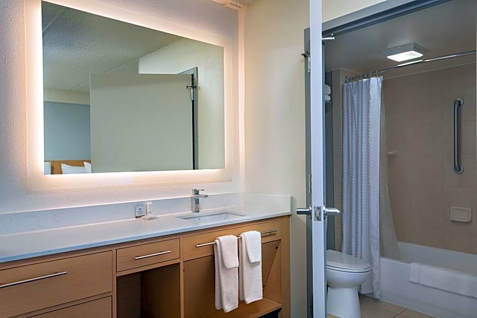 Hyatt Place Austin The Domain Area