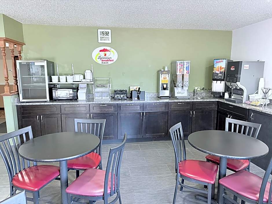 Super 8 by Wyndham Fond Du Lac
