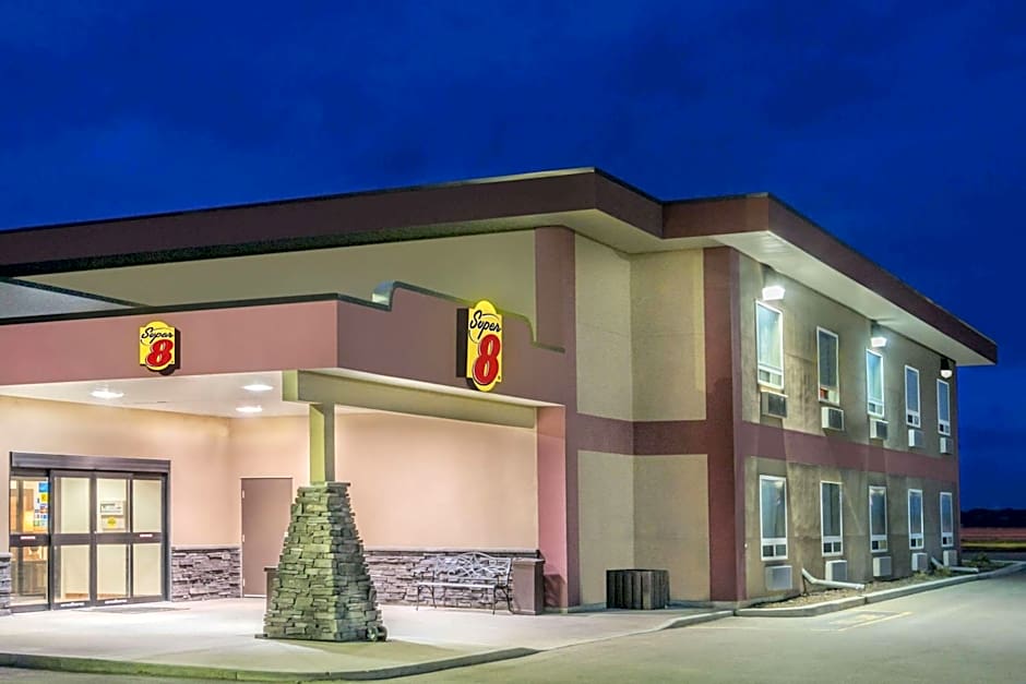 Super 8 by Wyndham Innisfail