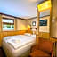Fortuna Boat Hotel
