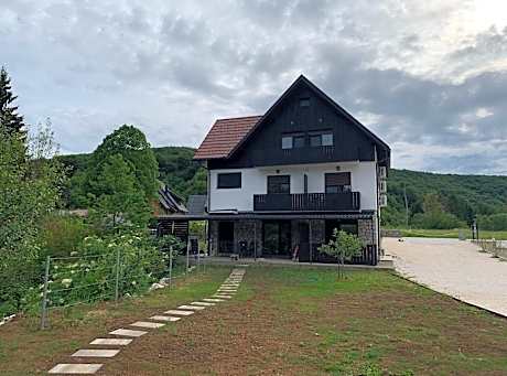 Guesthouse Family Bosnic