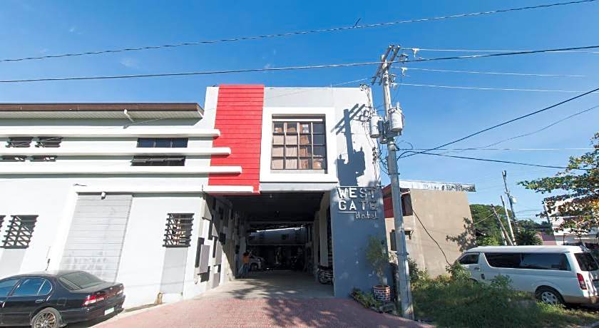 West Gate Hotel
