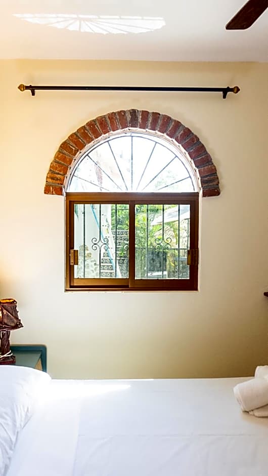 Esencia Puerto Escondido