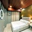 Cozy Pine Suites