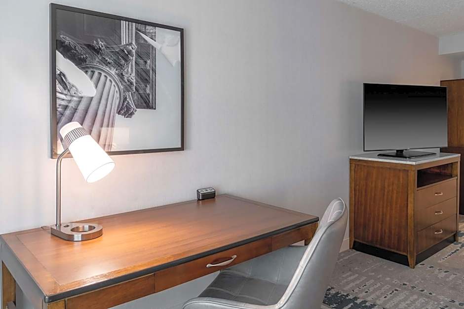 Hilton Garden Inn Arlington Courthouse Plaza