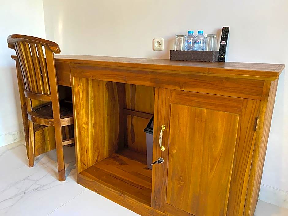 Pattri Dihati Lembongan